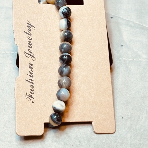 Moss Agate Crystal Beaded Stretchy Bracelet - Picture 5 of 10